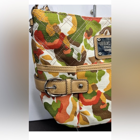 RELIC Tarin Womens Shoulder Bag Canvas Floral-Natural/Floral NWOT - Picture 3 of 10